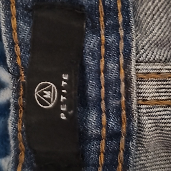 Petite jeans size 6 - Picture 2 of 8